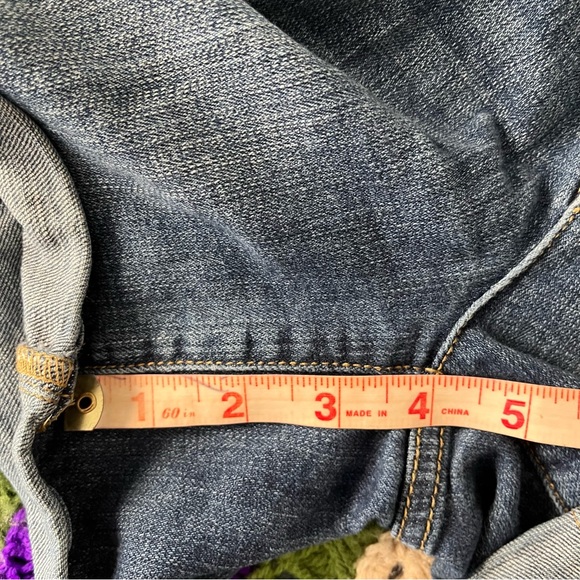 Pilcro Script High-Rise Shorts Dark Denim 27 - Picture 11 of 13